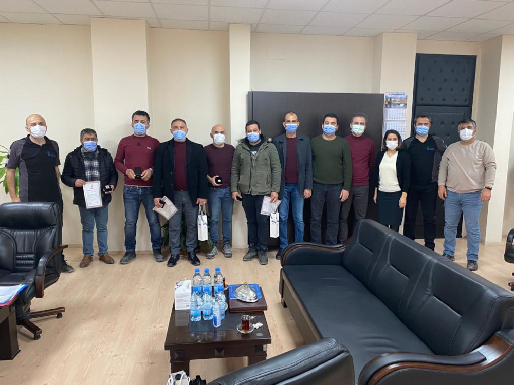 GÖNÜLLÜ DESTEKÇİLERİMİZE KIZILAY’DAN MADALYA